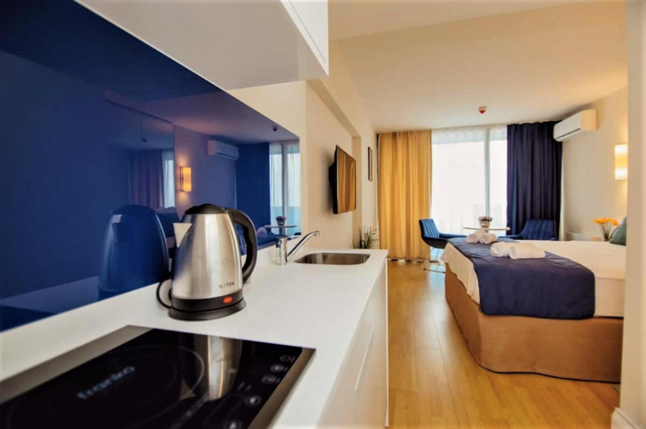 Sea Side Aparthotel In Orbi Complex Batumi Eksteriør billede