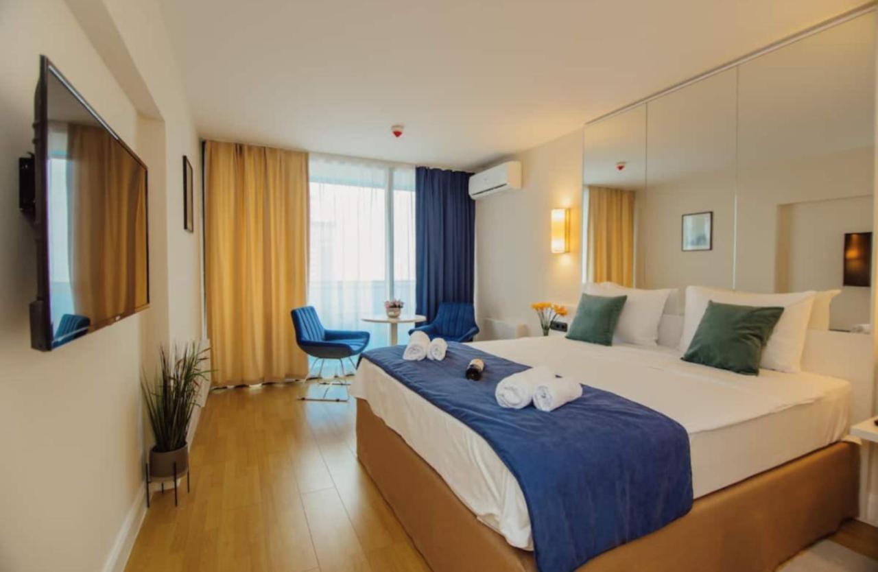 Sea Side Aparthotel In Orbi Complex Batumi Eksteriør billede