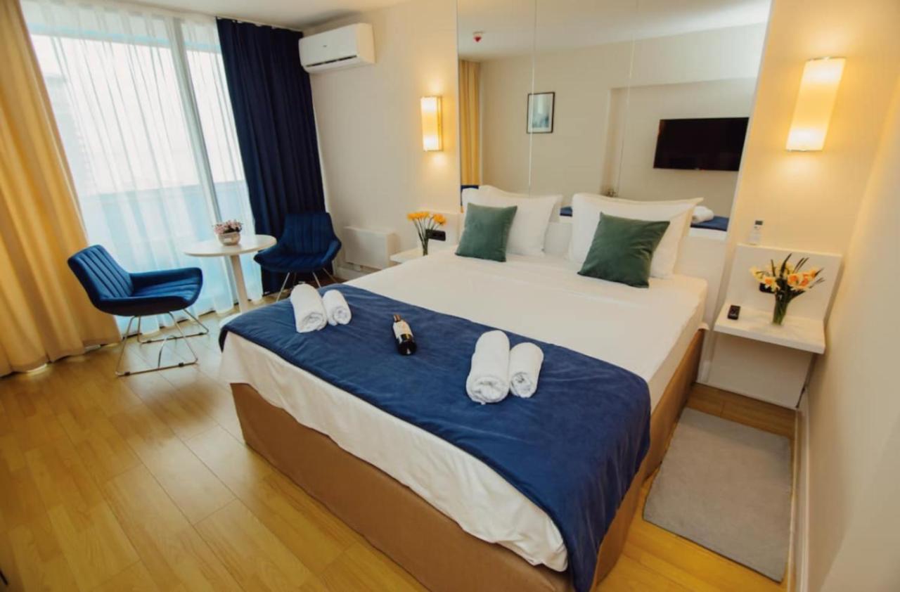Sea Side Aparthotel In Orbi Complex Batumi Eksteriør billede